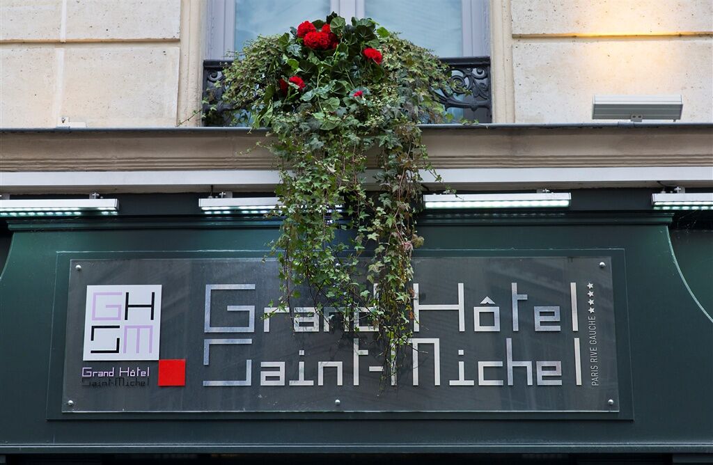 Grand Hotel Saint Michel Париж Экстерьер фото